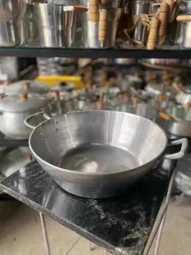 Panela em alumínio fundido