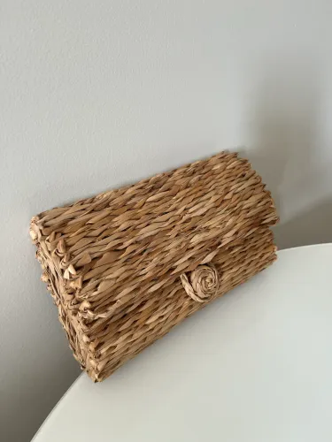 Bolsa carteira de palha