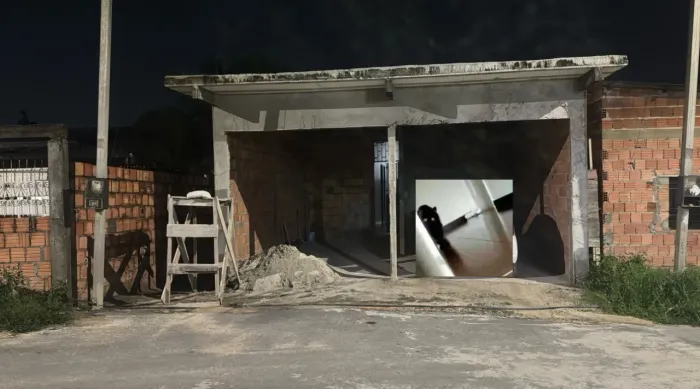 Vendo casa na beira da rua