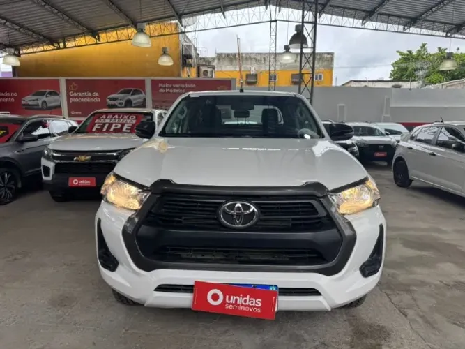 Toyota Hilux CD 4X4 2.8 Diesel Mec. 2024
