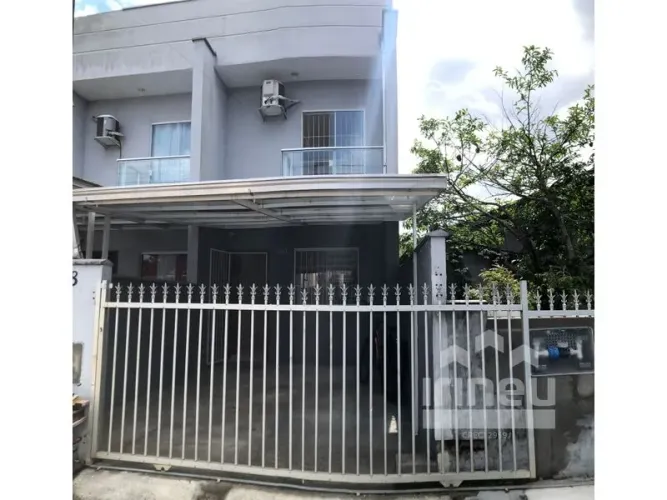 Casa Residencial - Espinheiros - Joinville - Sc