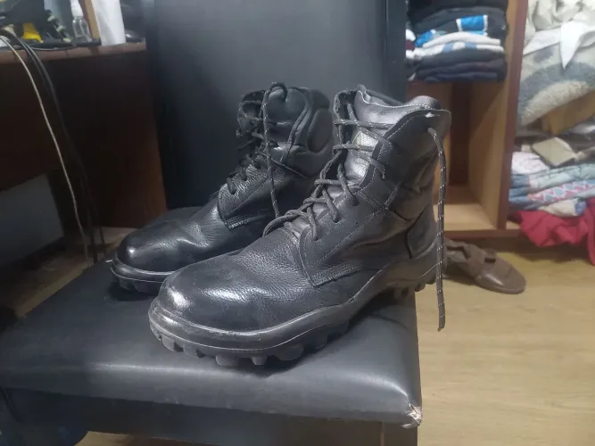 Bota de segurança, tamanho 44