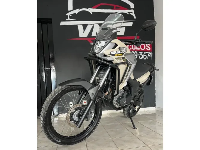 Honda Xre 300 sahara 2025