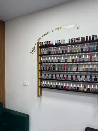 Expositor de esmaltes