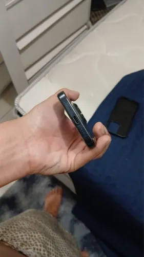 iPhone 15 pro 128 GB