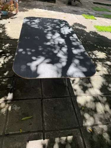 Mesa para área de lazer