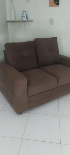 Sofá marrom 2 lugares