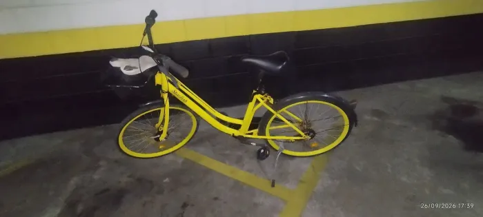 Bike aro 26 pneus maciços novos