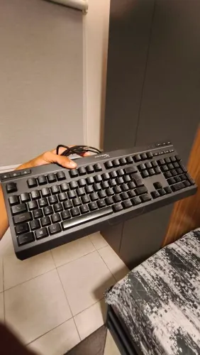 Teclado HyperX Alloy Core RGB ABNT2 - NEGOCIÁVEL 