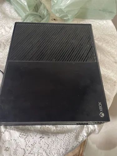 XBOX ONE FAT LIGA MAIS NÃO SEGURA