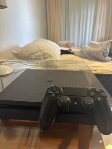 Ps4 Slim 1tb pra vender rápido