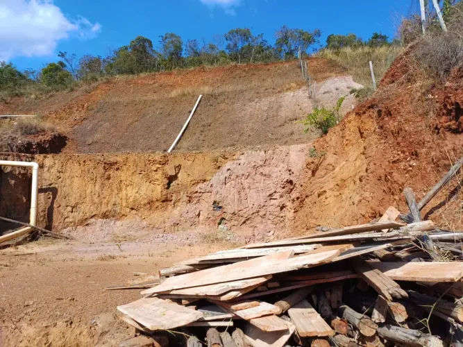 Imóvel para venda tem 1034 metros quadrados em Mirante da Mata - Nova Lima - MG