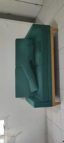 Sofá 180cm x 80cm x 45cm
