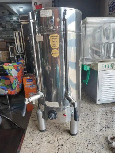 ? Cafeteira Profissional Marchesoni - 220V