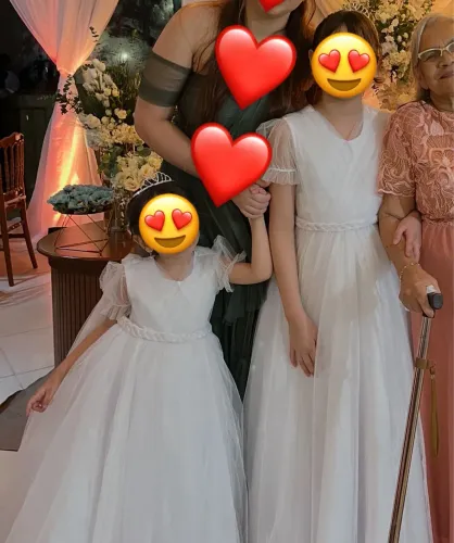 Vendo vestidos brancos 180 cada