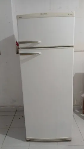 Refrigerador Dako cor branca
