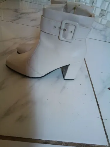 Vendo essa linda bota