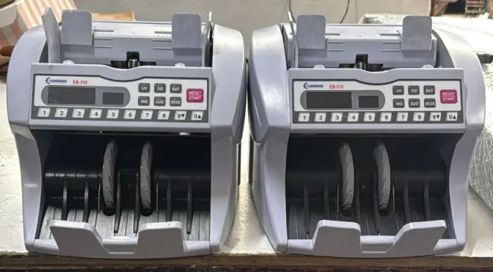 Contadora De Cédulas Eb-310 Com Uv/mg Elumáquinas Exclusiv