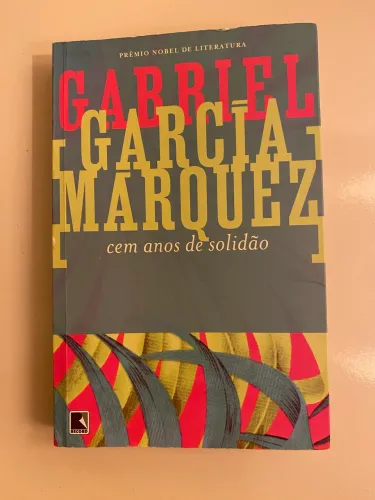 Livro Cem anos de solidão