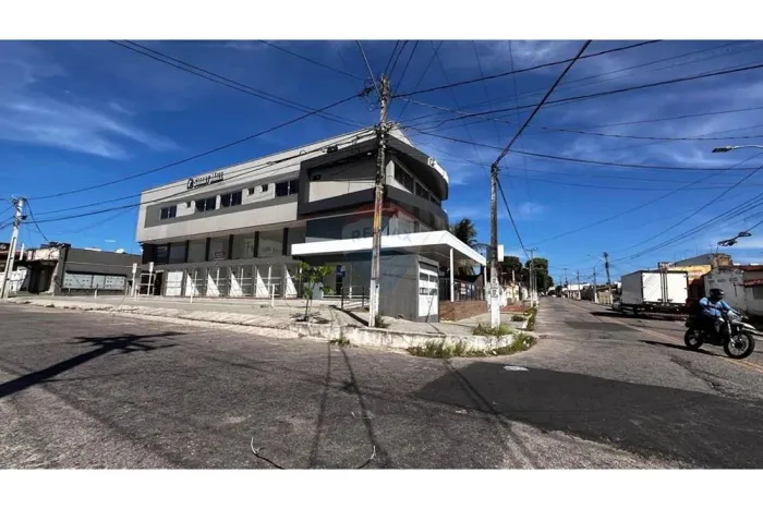Sala Comercial em Ponta Negra