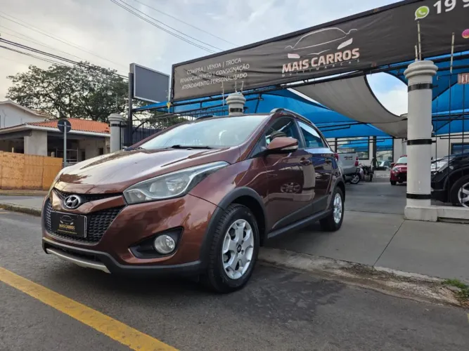 Hyundai HB20X Premium 1.6 Flex 16V Aut. 2013