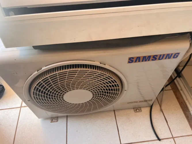Ar condicionado