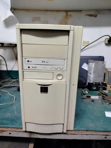PC Retrô 1999 Pentium III 550MHz Slot 1 Placa Gigabyte 440BX Rara Rendition Verité V2200