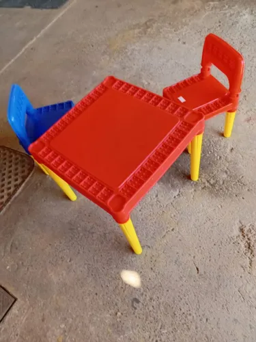 Mesa infantil