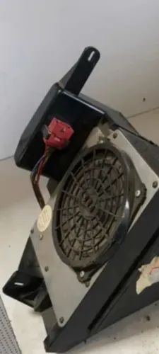 Caixa subwoofe porta mala Audi A3 Original