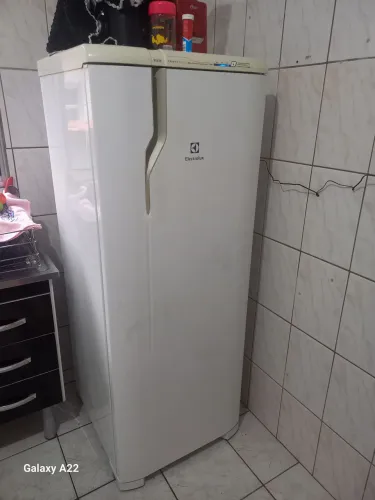 Geladeira eletrolux