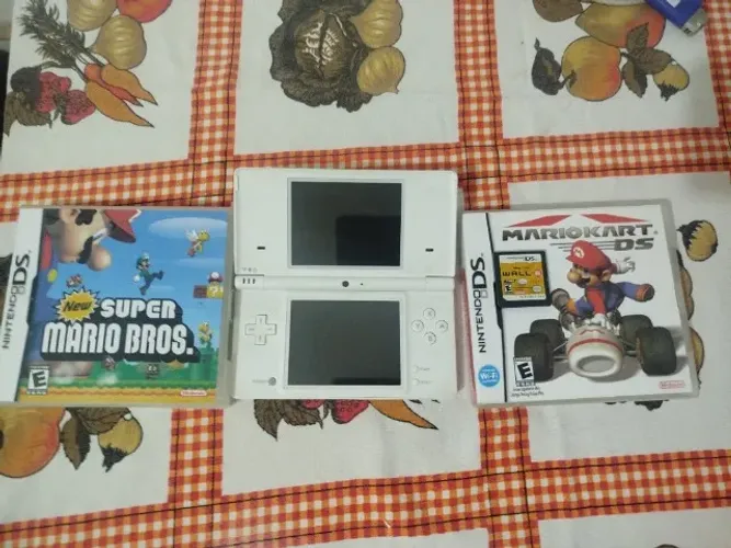 NINTENDO DSI BRANCO
