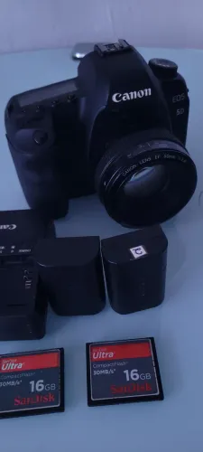 Câmara Canon 5d mark ll Full Frame com lente 50mm  1.4 Ultrasonic 