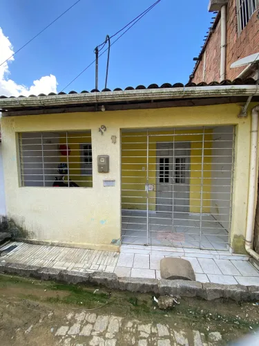 Casa a venda ( 81 9 * )
