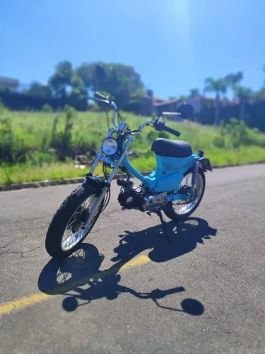 Honda Dream C100 Custom - Estilo Street Cub Única