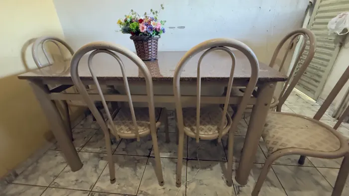 Mesa Tampo de Granito Legítimo