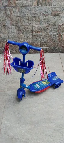 Patinete infantil - R$ 50
