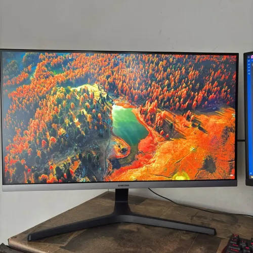 Monitor Samsung UR550 28? 4K UHD - IPS, HDR10 e FreeSync