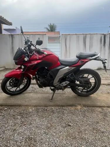Yamahaa fz25 lindaaa