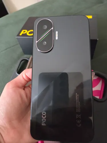 Xiaomi POCO F7 2025