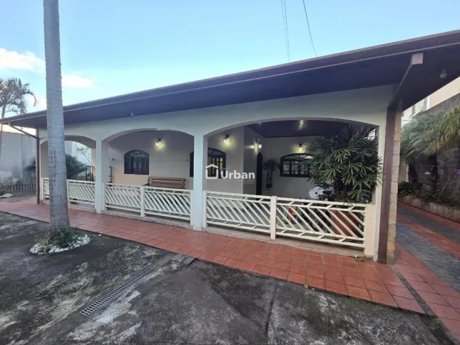 Casa à venda e para alugar em Cotia, Planalto (Caucaia do Alto), com 4 quartos, com 337.01