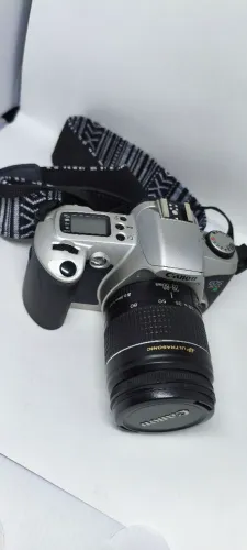 Canon EOS 500N analógica tudo funcionando perfeitamente, incrivelmente nova .