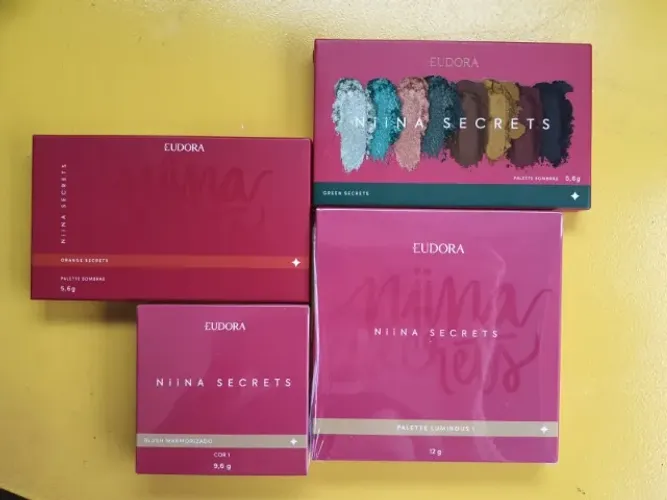 KIT NINA SECRETS COM A PALETA LUMINOUS 1 , PRESENTE PERFEITO!!