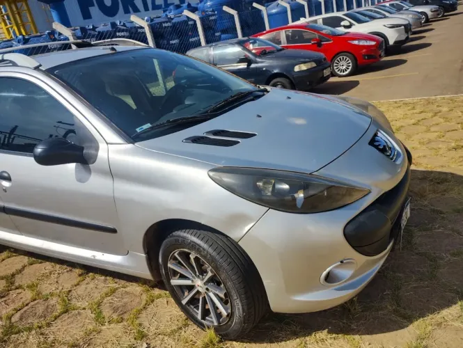Peugeot Hoggar XR 1.4 Flex 8V 2P 2011
