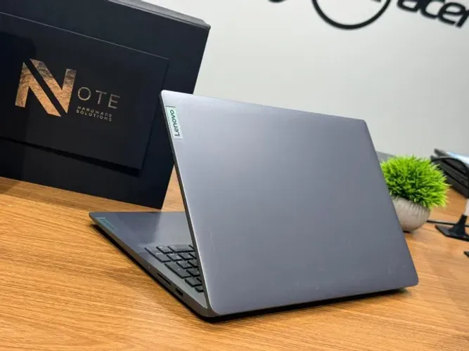 Notebook Lenovo IdeaPad 3 11ª Geração 20GB RAM SSD NVMe 15.6" - Garantia e NF