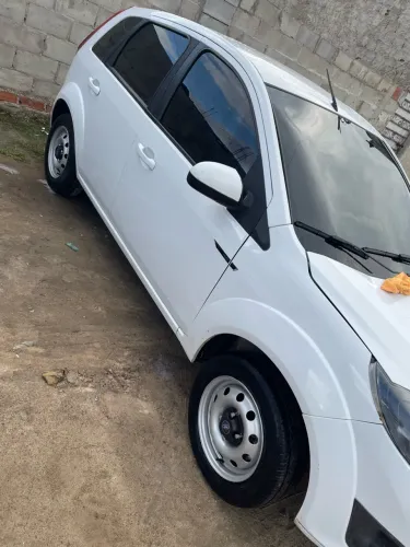 Ford Fiesta S 1.0 8V Flex 5P 2014