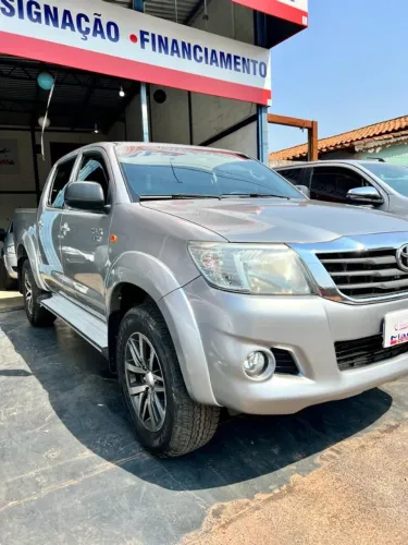 Toyota Hilux CD SR 4X2 2.7 16v/2.7 Flex Aut. 2015