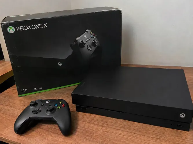 X BOX ONE X
