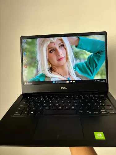 Notebook Dell 256GB RAM e placa de vídeo