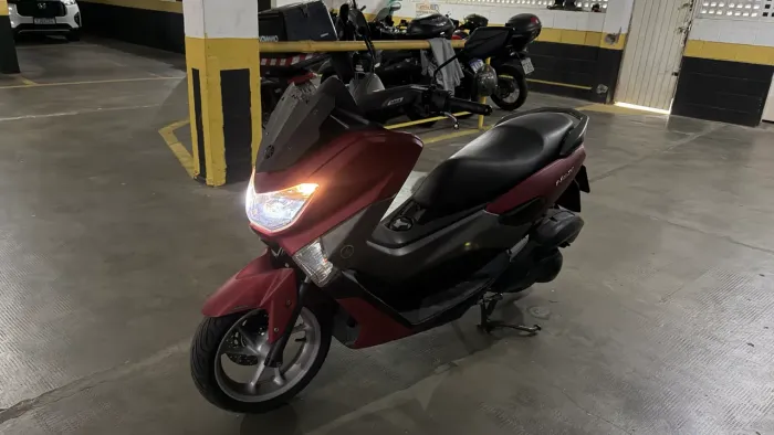 Nmax 160 segunda dona 