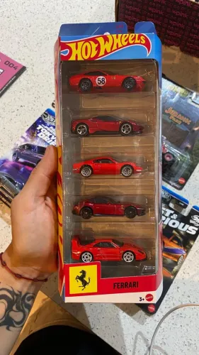 Hot wheels Ferrari